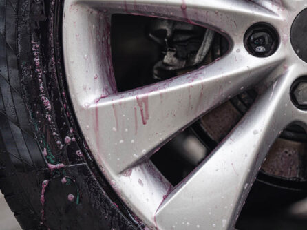 wheel cleaning. car detailing. Ultrasonic Wheel Cleaner